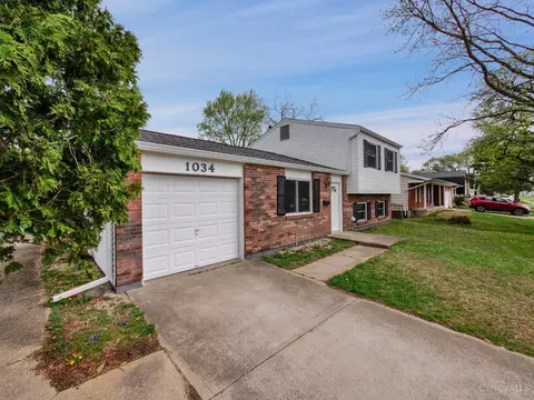 Exterior - 1034 Kemper Rd, Forest Park, OH 45240 photo 3 of 9