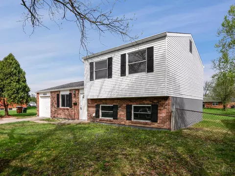 Exterior - 1034 Kemper Rd, Forest Park, OH 45240 photo 4 of 9