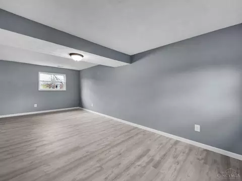 Living - 1034 Kemper Rd, Forest Park, OH 45240 photo 7 of 9