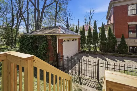 Exterior - 2944 Fairfield Ave, Cincinnati, OH 45206 photo 13 of 15