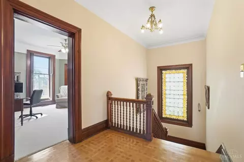 Entry Way - 2944 Fairfield Ave, Cincinnati, OH 45206 photo 2 of 3