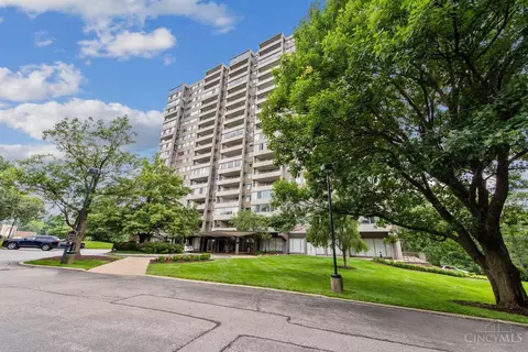 2324 Madison Rd, Cincinnati, OH 45208