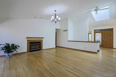 Living - 9306 Bluewing Ter, Blue Ash, OH 45236 photo 3 of 9