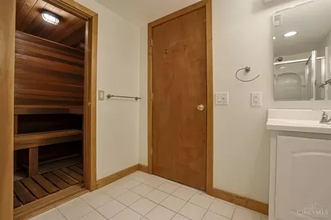 Bath - 9306 Bluewing Ter, Blue Ash, OH 45236 photo 6 of 6