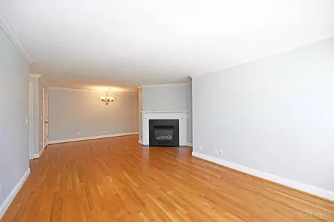 3666 Willowlea Ct, Cincinnati, OH 45208 photo 6