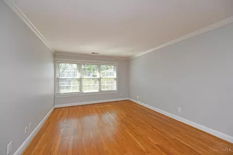 3666 Willowlea Ct, Cincinnati, OH 45208 photo 8