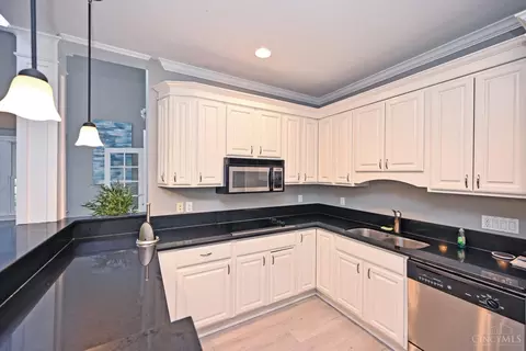 3666 Willowlea Ct, Cincinnati, OH 45208 photo 30