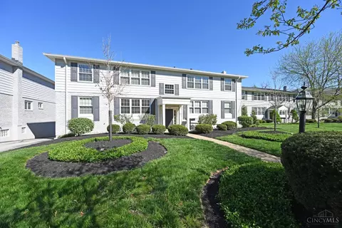 3666 Willowlea Ct, Cincinnati, OH 45208 photo 2