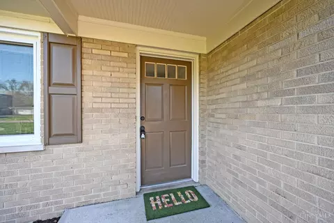 Exterior - 747 Jarole Dr, Cincinnati, OH 45245 photo 3 of 10