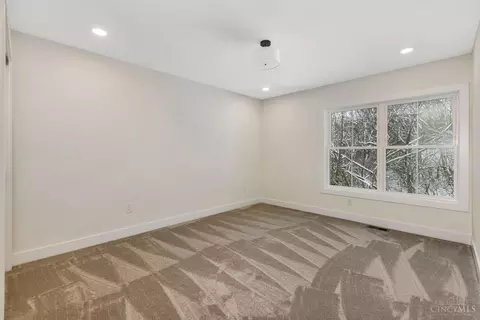 Bedroom - 6845 E Fork Rd, Cincinnati, OH 45227 photo 5 of 10