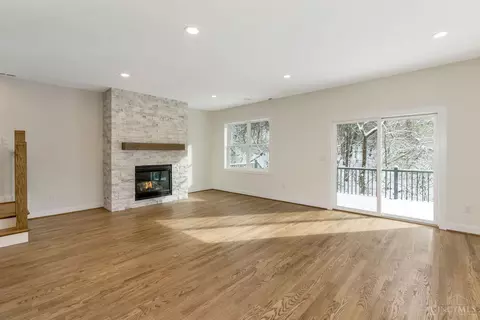 Living - 6845 E Fork Rd, Cincinnati, OH 45227 photo 3 of 10