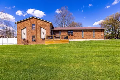 9681 Placid Dr, West Chester, OH 45241