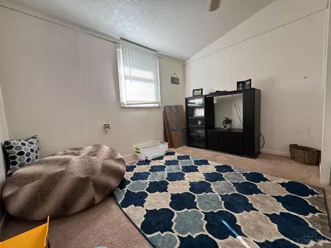 Bedroom - 196 Orchard Cir, Blanchester, OH 45107 photo 4 of 5