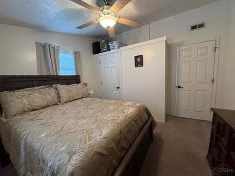 Bedroom - 196 Orchard Cir, Blanchester, OH 45107 photo 2 of 5