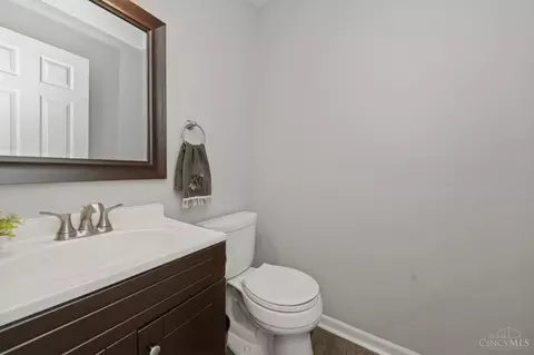 Bath - 688 Whippoorwill Dr, Cincinnati, OH 45244 photo 1 of 3