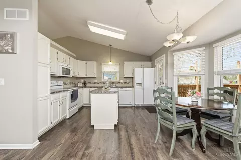 Kitchen - 688 Whippoorwill Dr, Cincinnati, OH 45244 photo 3 of 3