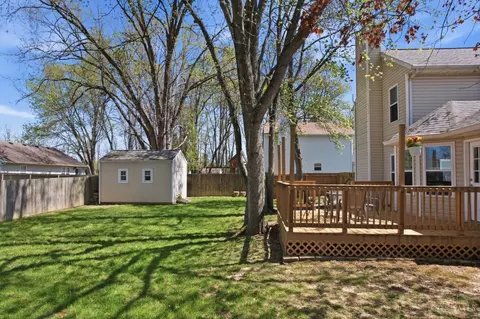 Exterior - 688 Whippoorwill Dr, Cincinnati, OH 45244 photo 6 of 14