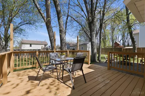 Exterior - 688 Whippoorwill Dr, Cincinnati, OH 45244 photo 13 of 14