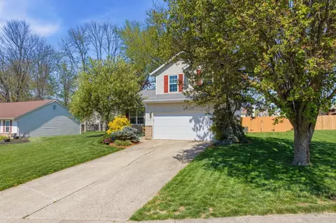 Exterior - 688 Whippoorwill Dr, Cincinnati, OH 45244 photo 3 of 14