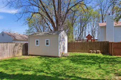 Exterior - 688 Whippoorwill Dr, Cincinnati, OH 45244 photo 8 of 14