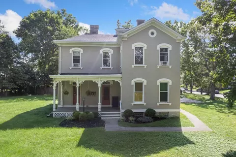 5508 Arnsby Pl, Cincinnati, OH 45227