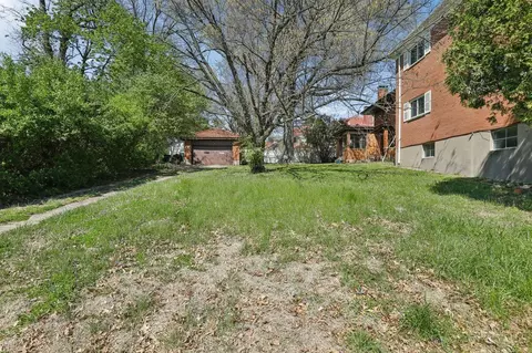 Exterior - 1153 Omena Pl, Cincinnati, OH 45238 photo 13 of 14
