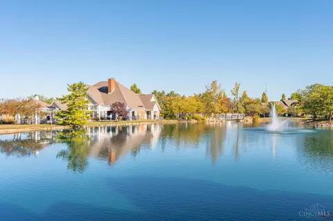 3244 Grand Falls Blvd, Maineville, OH 45039
