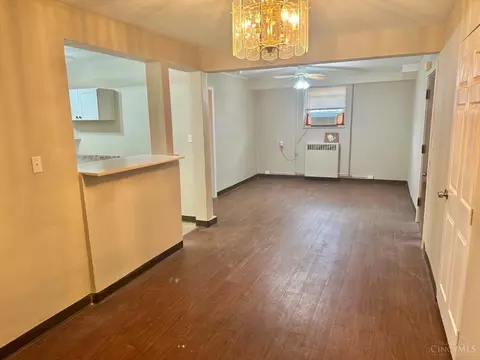 Living - 4843 Reading Rd, Cincinnati, OH 45237 photo 3 of 9