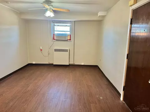 Living - 4843 Reading Rd, Cincinnati, OH 45237 photo 7 of 9