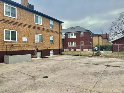 Exterior - 4843 Reading Rd, Cincinnati, OH 45237 photo 1 of 3