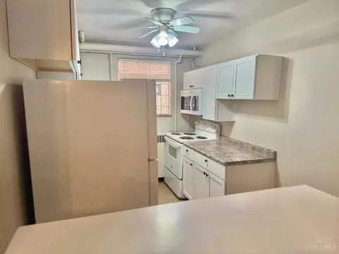 Kitchen - 4843 Reading Rd, Cincinnati, OH 45237 photo 4 of 9