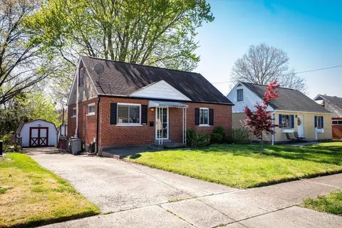 3745 Nightingale Dr, Fairfax, OH 45227