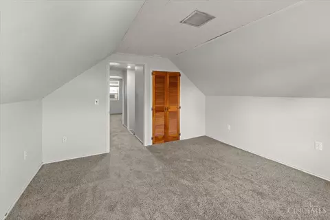 Bedroom - 3745 Nightingale Dr, Fairfax, OH 45227 photo 5 of 7