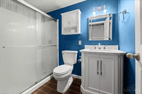 Bath - 3745 Nightingale Dr, Fairfax, OH 45227 photo 4 of 5