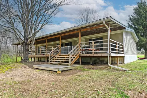 1632 Feesburg Poetown Rd, Hamersville, OH 45130