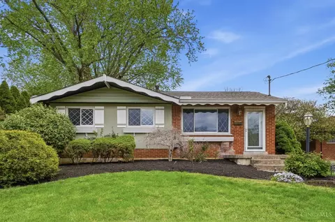 10598 Sarazen Ct, Sharonville, OH 45241