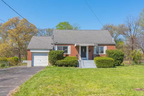 9265 Rambler Pl, Mount Healthy, OH 45231
