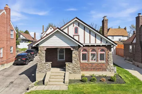 2506 Moundview Dr, Norwood, OH 45212