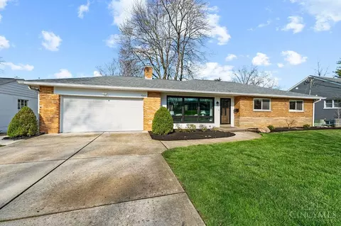 7217 Bobby Ln, Cincinnati, OH 45243 photo 2