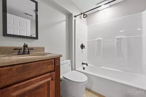 7217 Bobby Ln, Cincinnati, OH 45243 photo 31