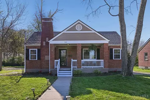 962 Helen St, Milford, OH 45150