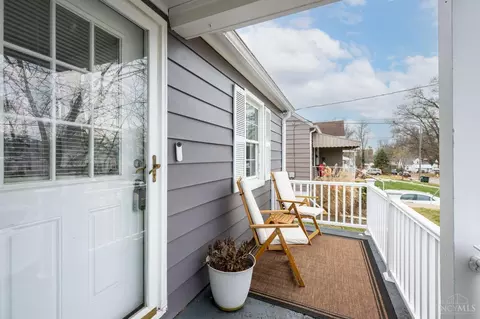 Exterior - 6848 Somerset Dr, Cincinnati, OH 45224 photo 5 of 11