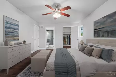 Bedroom - 1577 Silverglade Ct, Cincinnati, OH 45240 photo 3 of 5