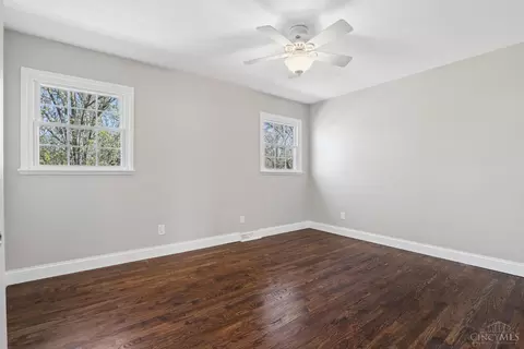 Bedroom - 1577 Silverglade Ct, Cincinnati, OH 45240 photo 2 of 5