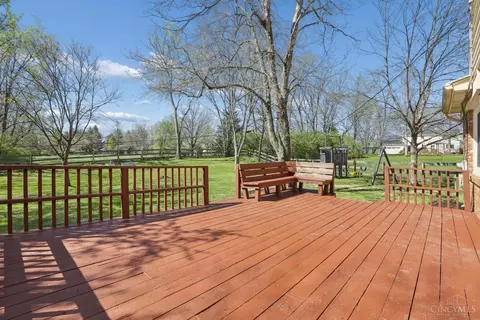 Exterior - 1577 Silverglade Ct, Cincinnati, OH 45240 photo 3 of 3