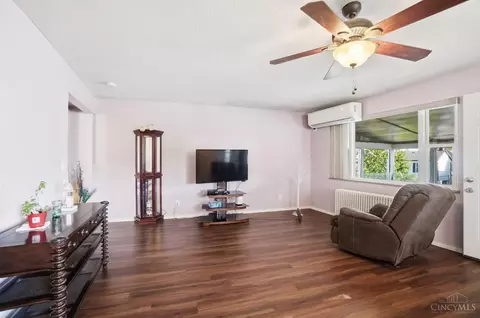 Living - 116 Pike St, Reading, OH 45215 photo 7 of 7