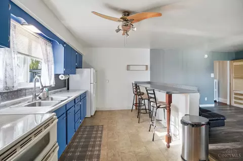 Kitchen - 116 Pike St, Reading, OH 45215 photo 3 of 10