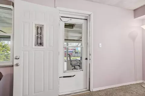 Entry Way - 116 Pike St, Reading, OH 45215 photo 6 of 10