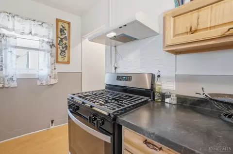 Kitchen - 116 Pike St, Reading, OH 45215 photo 8 of 10