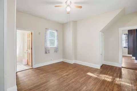Living - 116 Pike St, Reading, OH 45215 photo 3 of 7